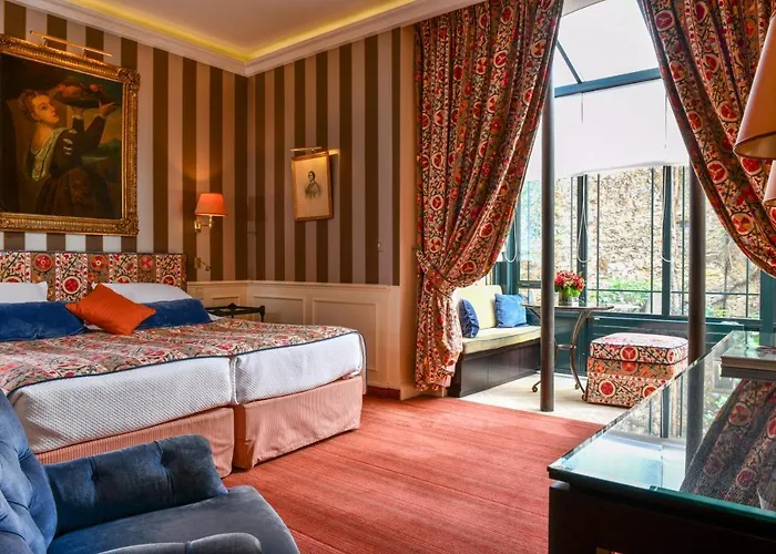 De L'abbaye 호텔 4*