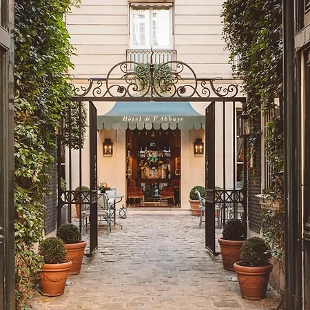 De L'abbaye Hotel 4*
