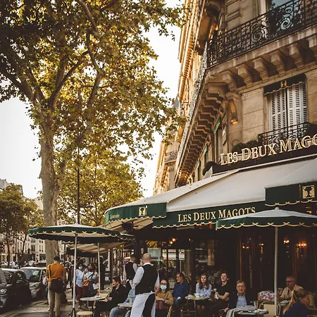 De L'abbaye Hotel 4*