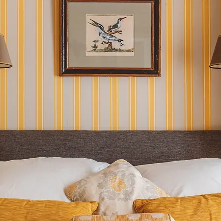 Hotel De L'abbaye 4*